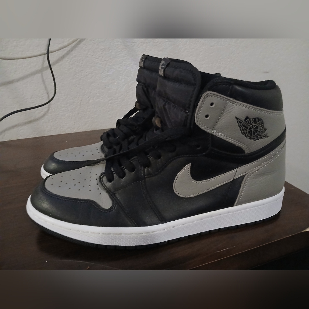 NIKE Air Jordan retro Shadow Grey high top size 13 shoes